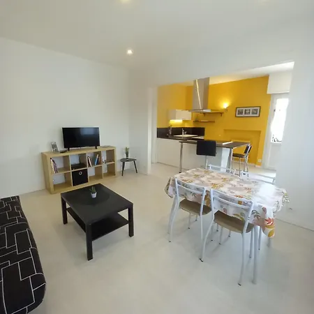 Apartment Centre, 2 Ch, 4 Pers, Climatise *